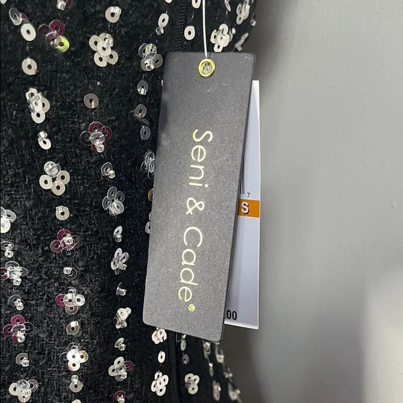 Seni & Cade Black Sequin V-Neck Mini Dress - Picture 3 of 7
